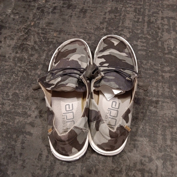 Hey Dude Wendy Womens Size 7 Green Camo Slip On Casual Loafer Shoes - Picture 4 of 5